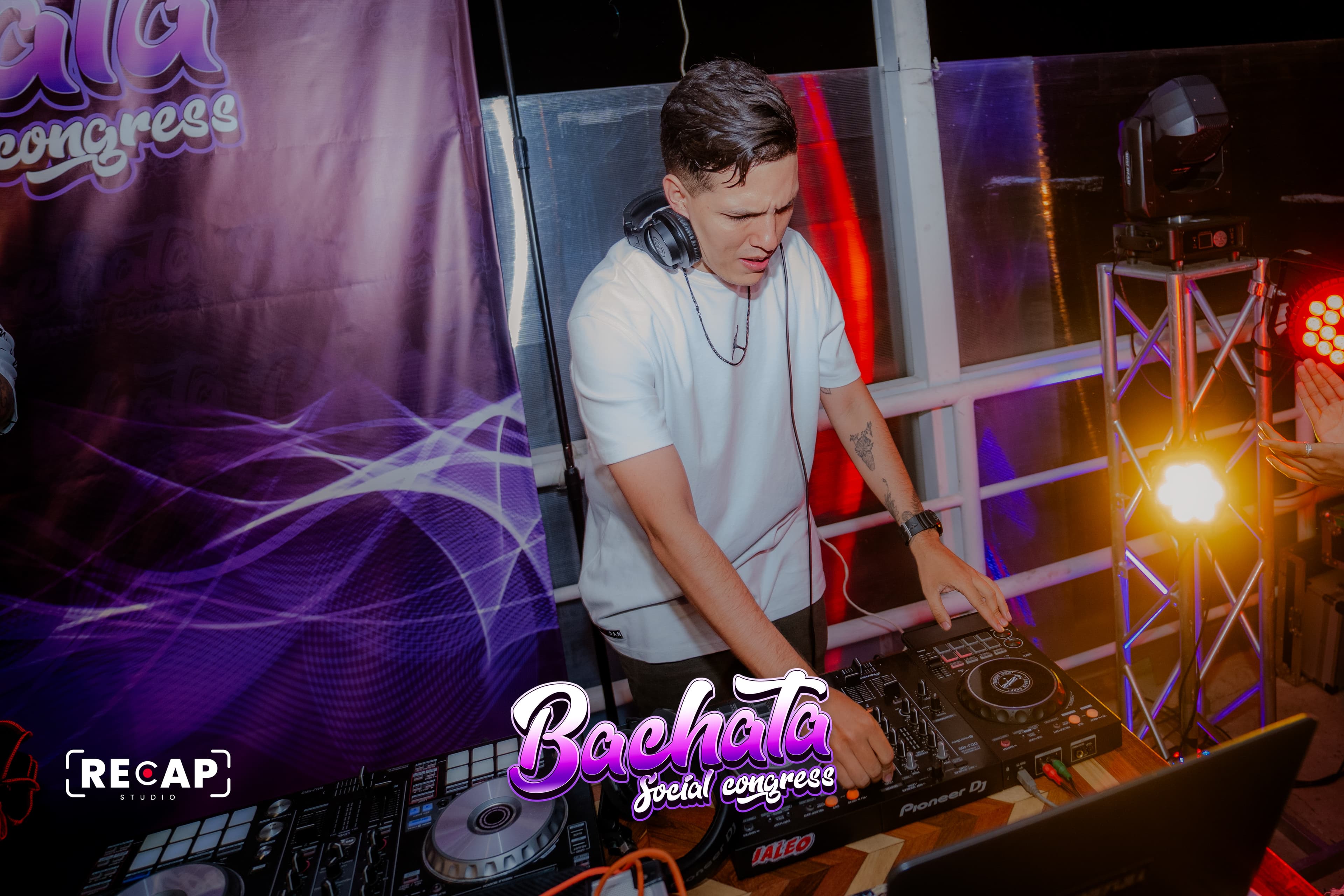 Pareja bachata social