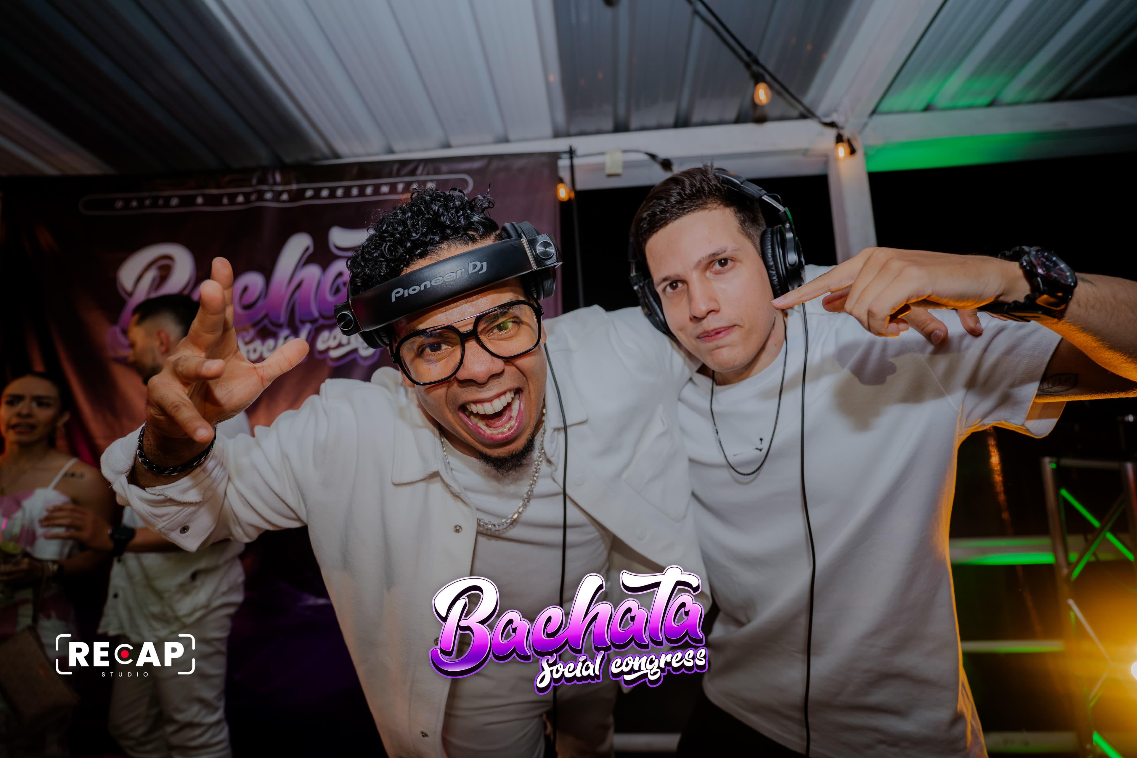 Instructor de bachata en clase