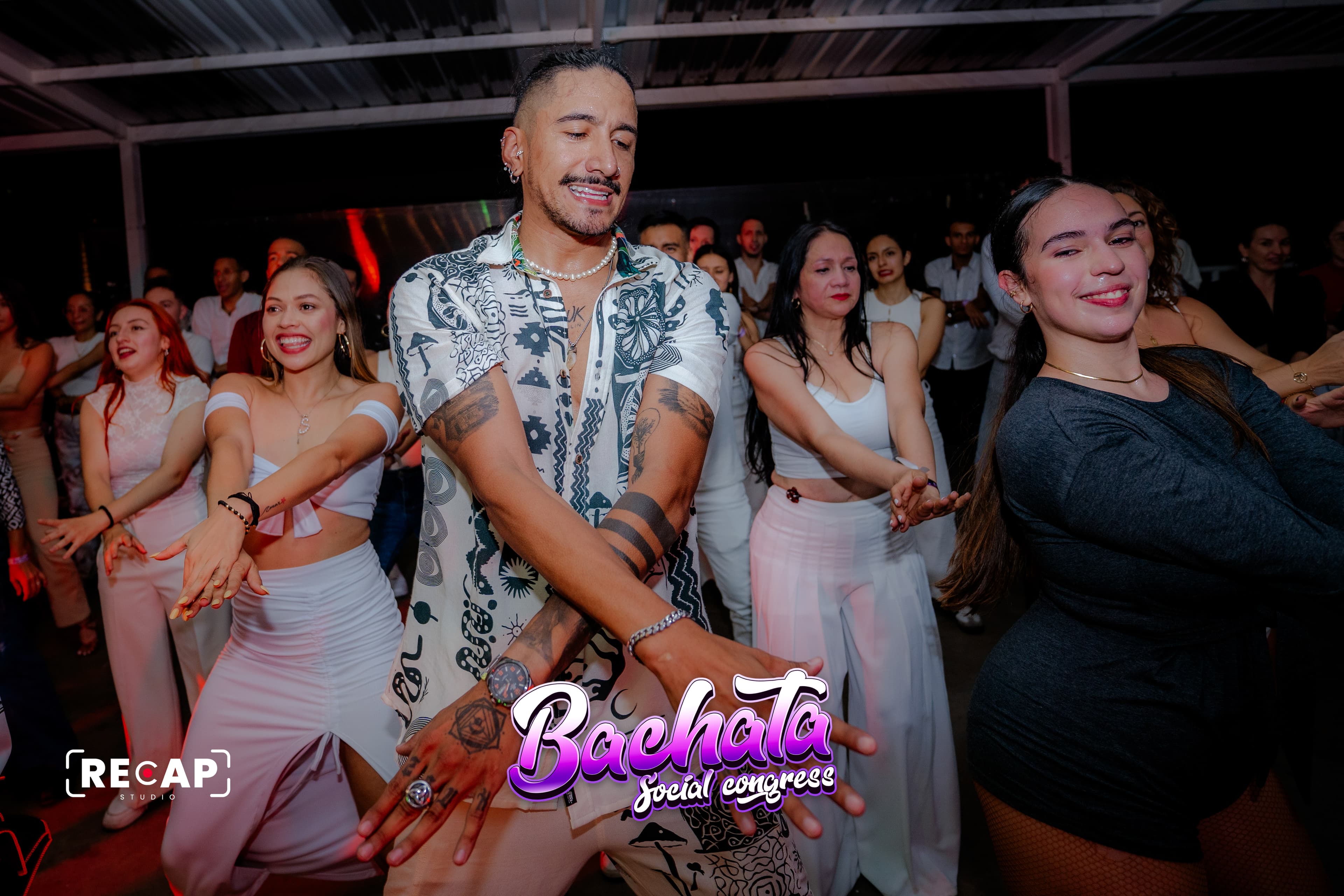 Bailarines de bachata